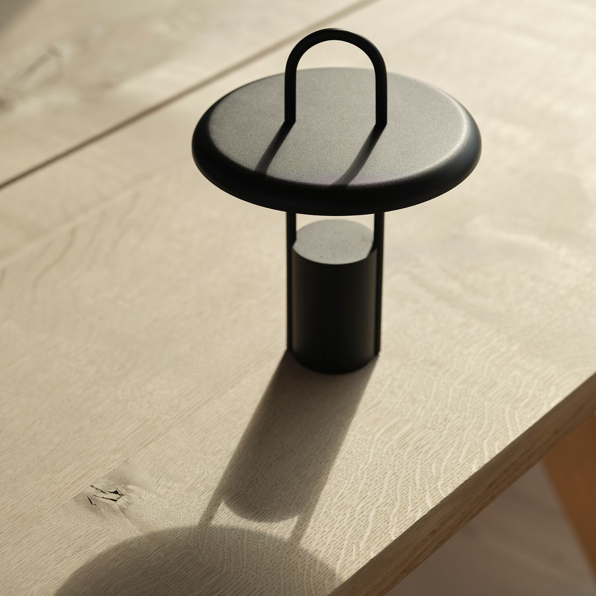 Pier LED lamp - black
