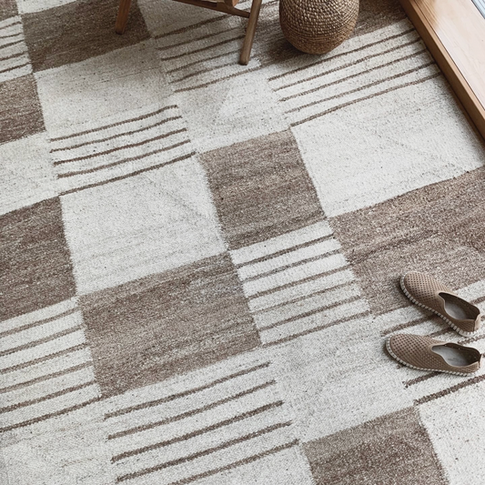 Palsta. White + Brown - Hand Woven Rug