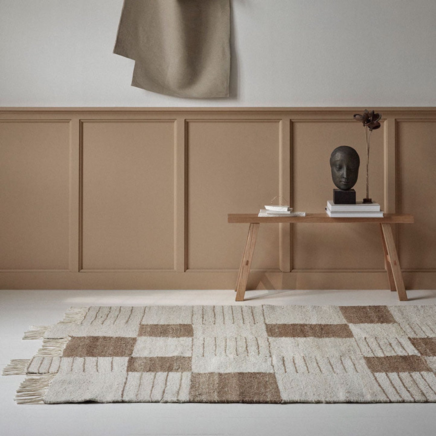 Palsta. White + Brown - Hand Woven Rug